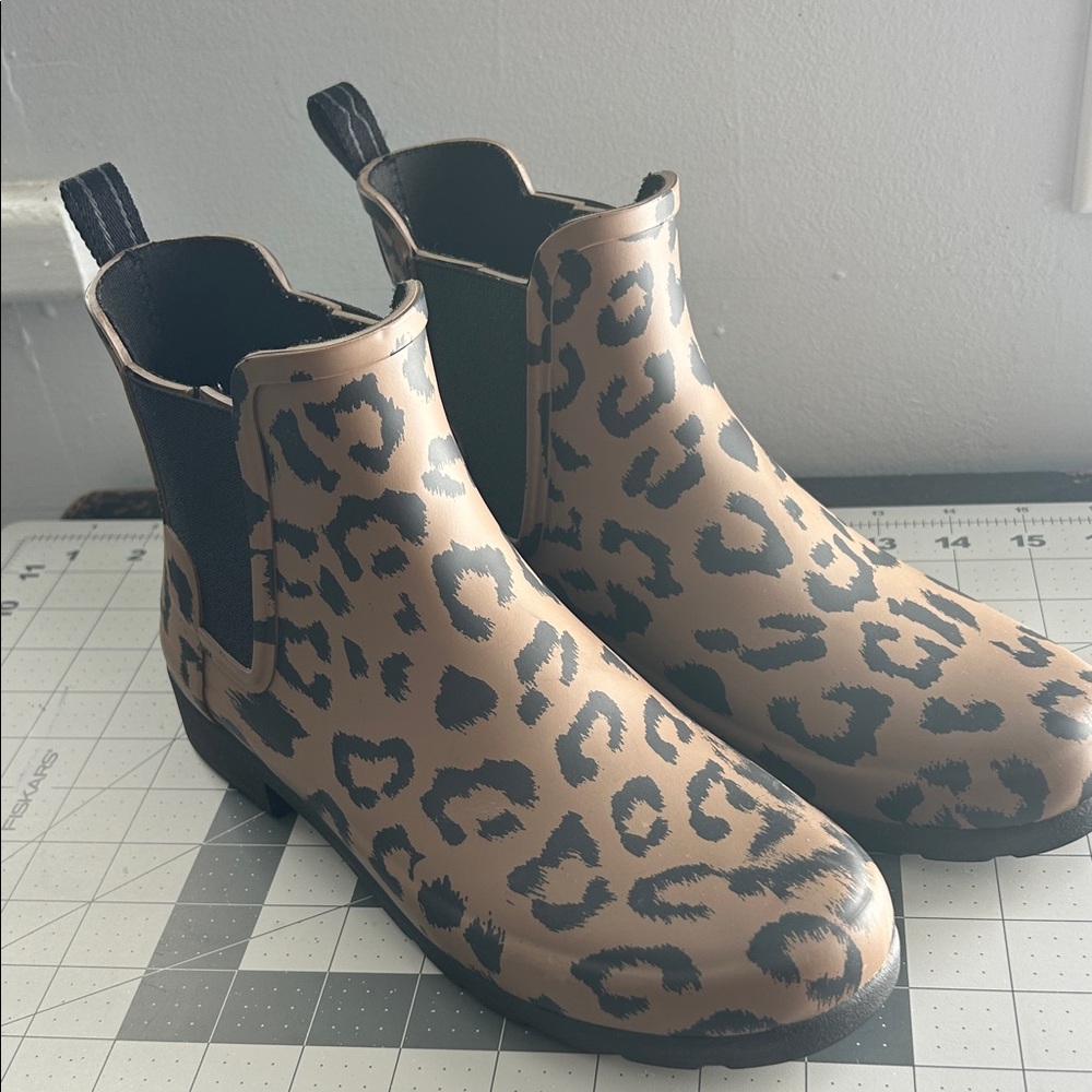 Hunter Leopard Print Women's Rain Booties